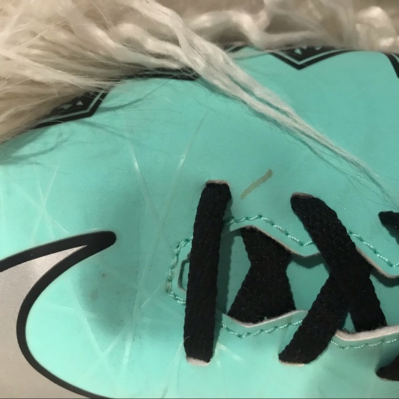 Nike Teal HyperVenom Cleats - Picture 4 of 6
